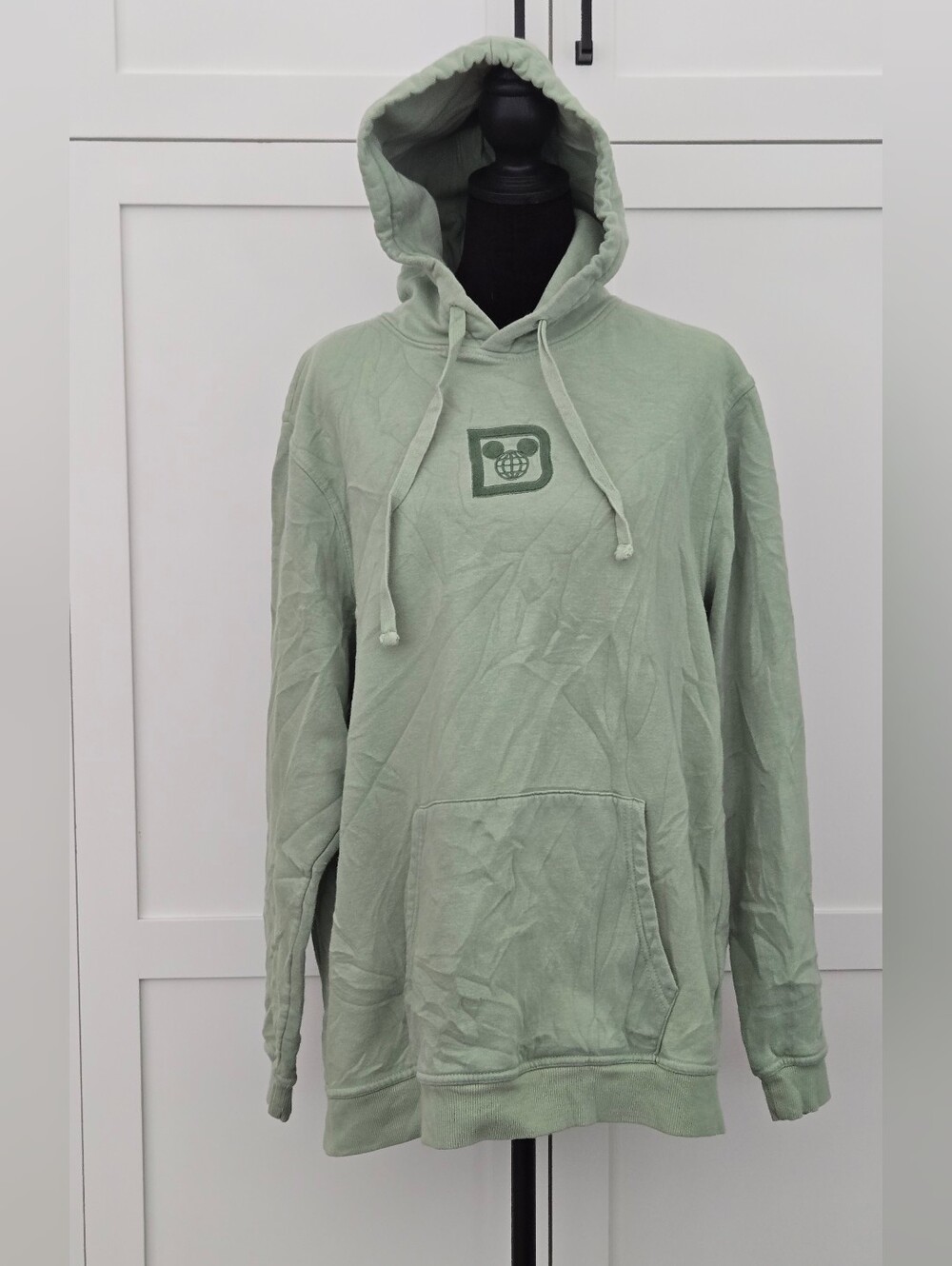 Disney World Parks Sage Green Castle Embroidered Unisex Hoodie Sweatshirt Large